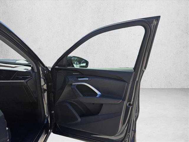 Used 2025 Audi Q5 Prestige AWD/4WD image 9