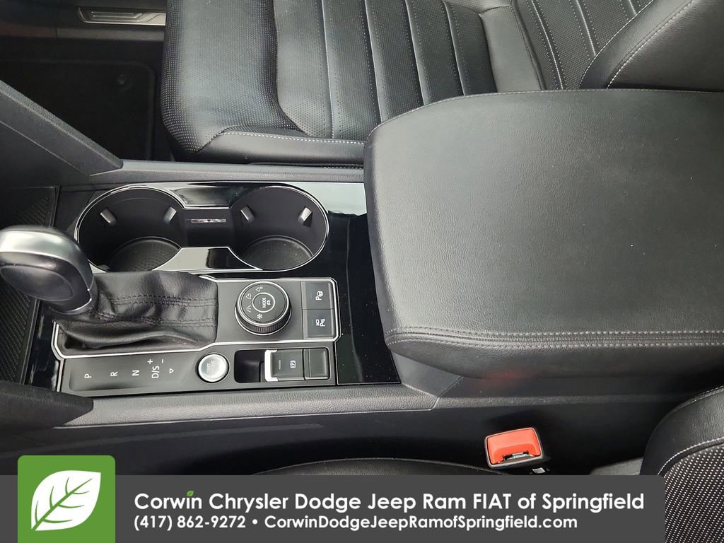 Used 2018 Volkswagen Atlas SEL Premium AWD/4WD image 30