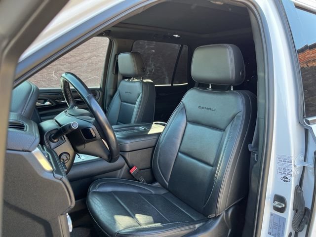 Certified 2022 GMC Yukon Denali w/ Denali Premium Package RWD image 14