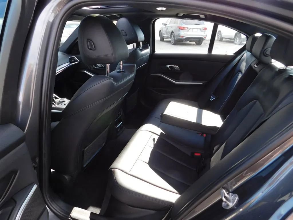 Used 2021 BMW 330e xDrive w/ Driving Assistance Package image 11