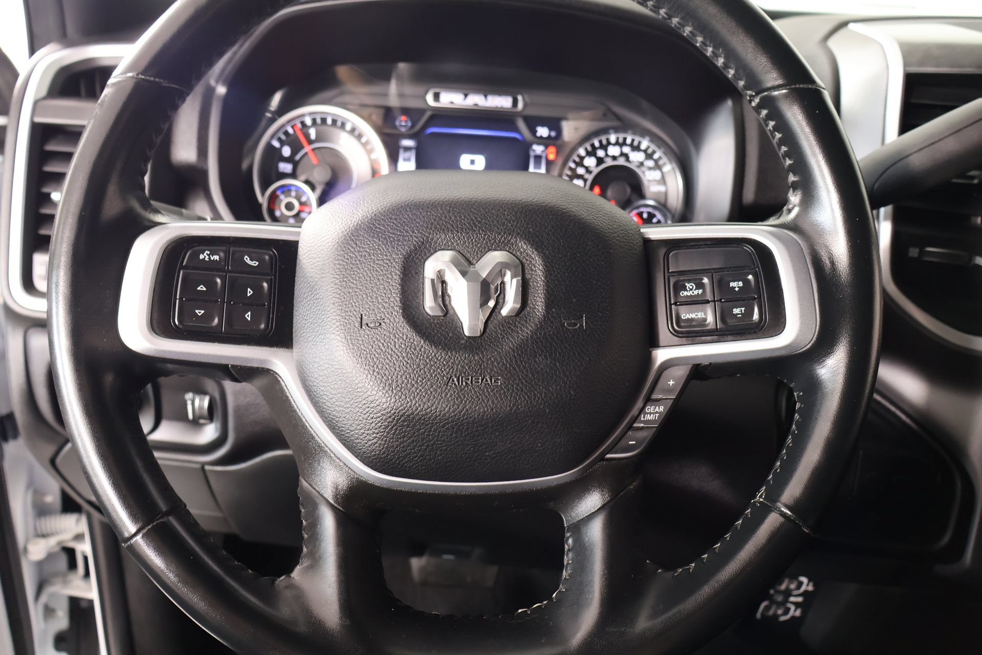 Used 2022 RAM 3500 Big Horn w/ Level A Equipment Group AWD/4WD image 3