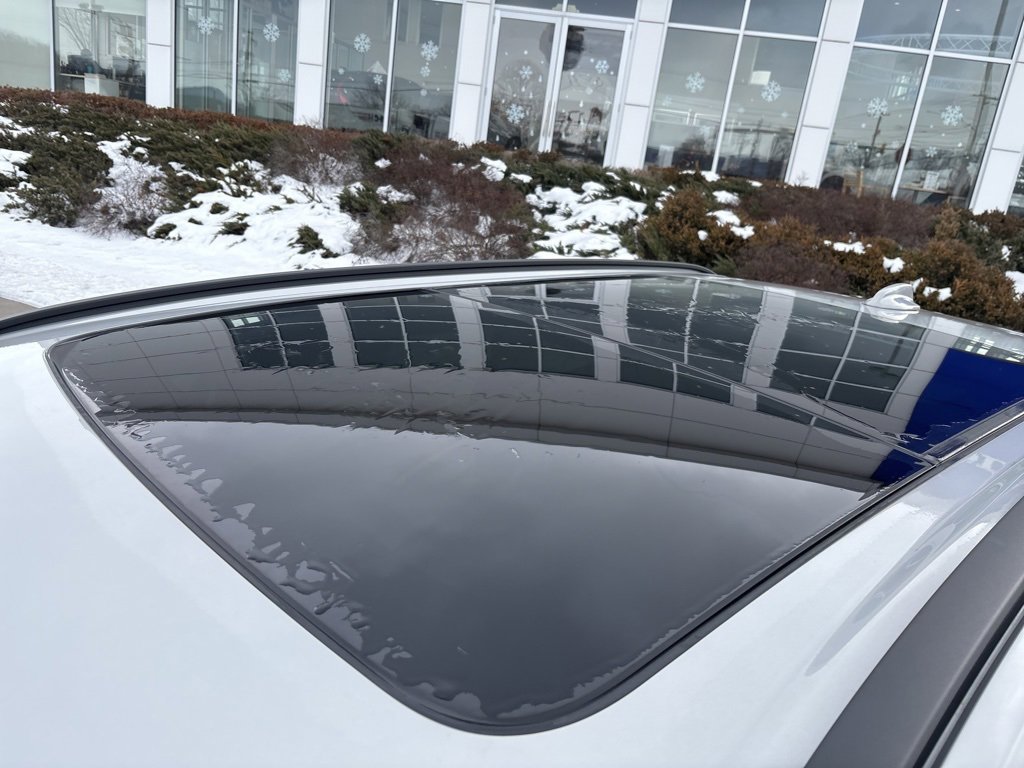 Certified 2023 Volvo XC60 B5 Core image 10