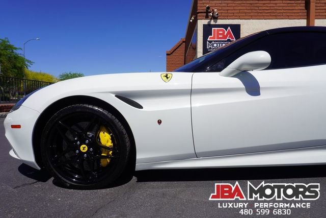 Used 2015 Ferrari California T image 43