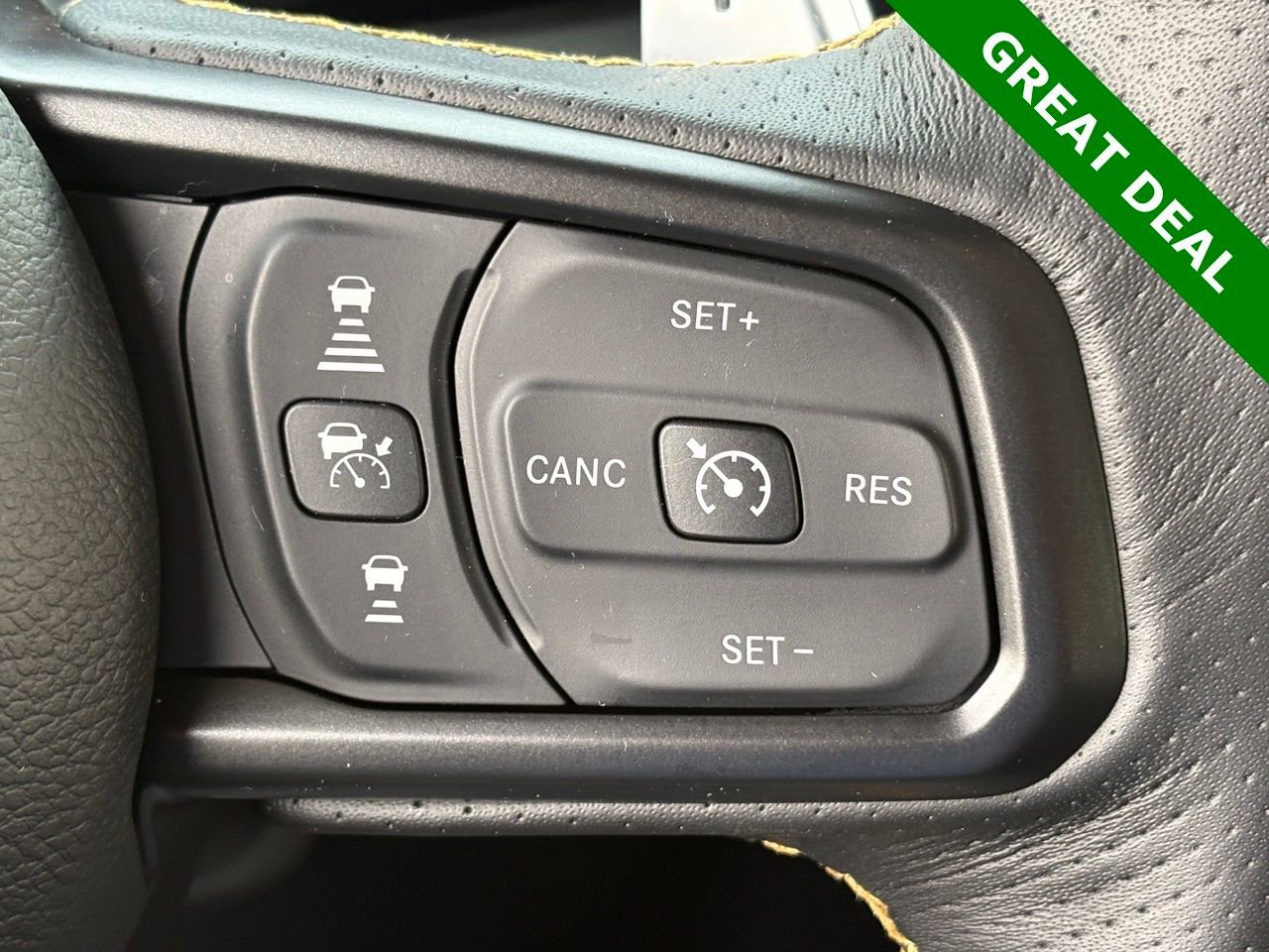 Used 2025 Jeep Wrangler Unlimited Rubicon 392 image 23