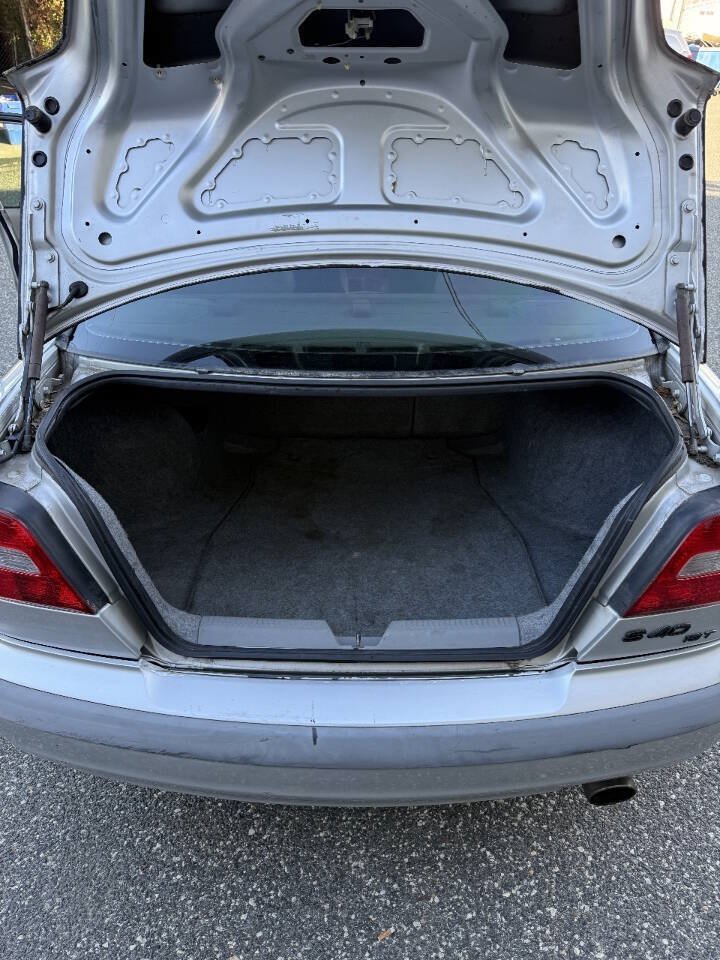 Used 2001 Volvo S40 FWD image 14