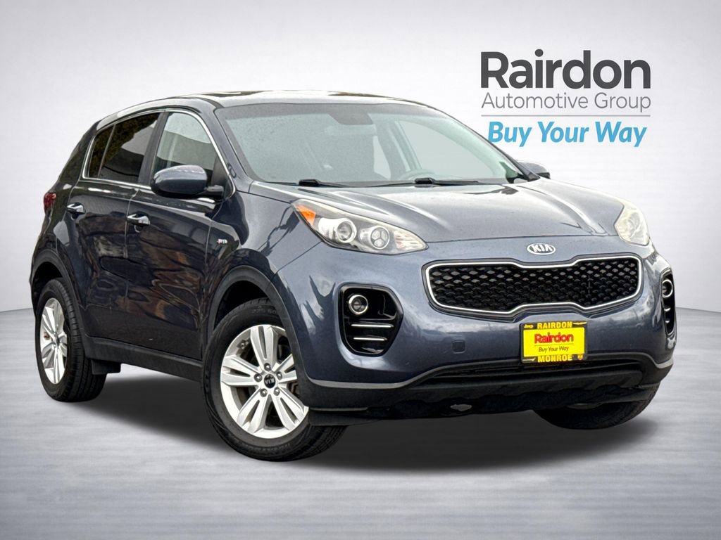 Used 2017 Kia Sportage LX image 1