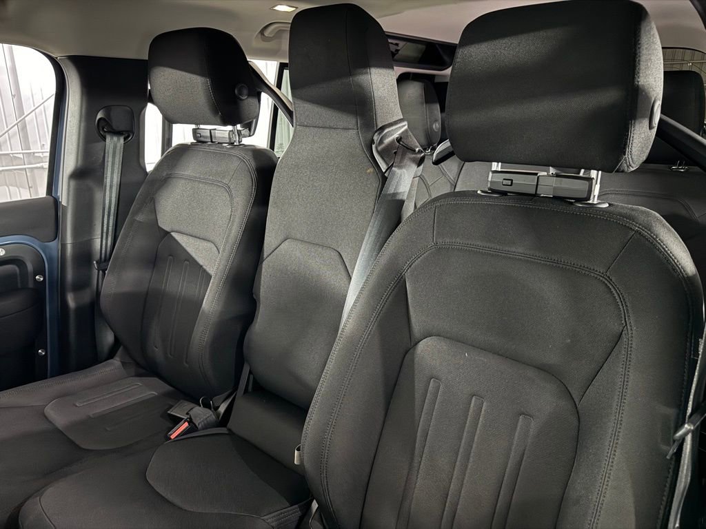 Used 2022 Land Rover Defender 110 image 43