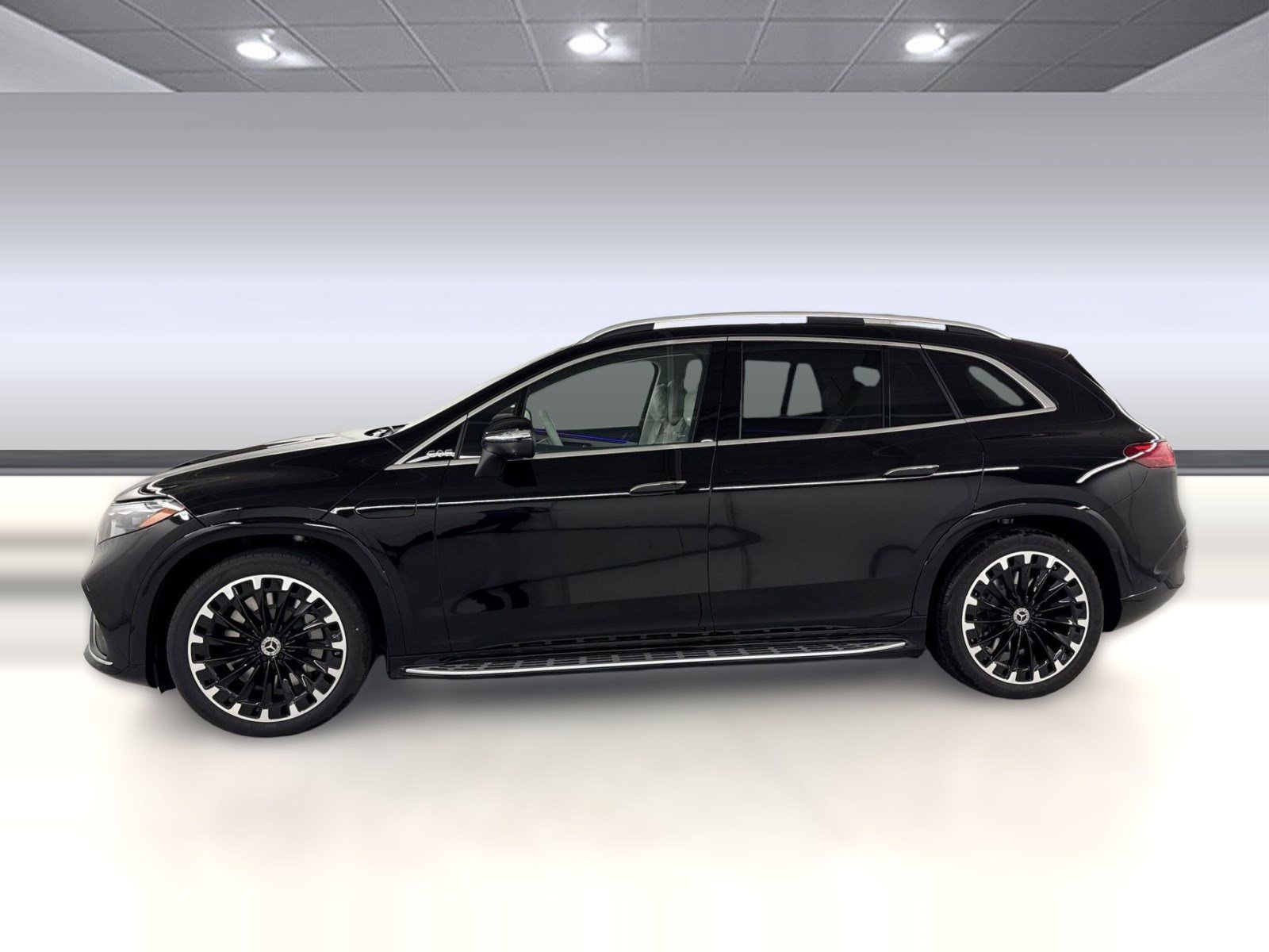New 2026 Mercedes-Benz EQS 550 4MATIC SUV image 2