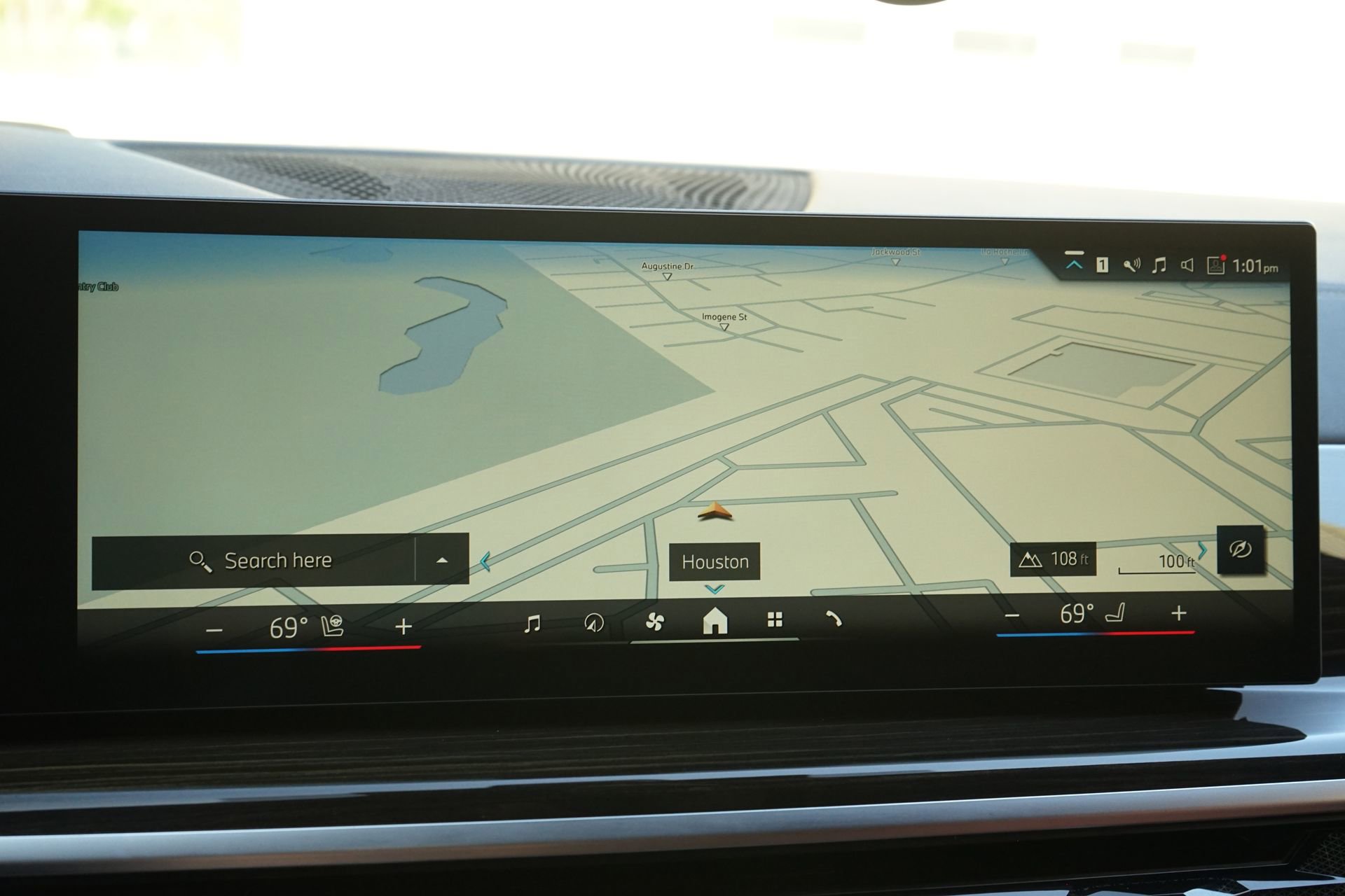 Used 2026 BMW X6 xDrive40i image 16