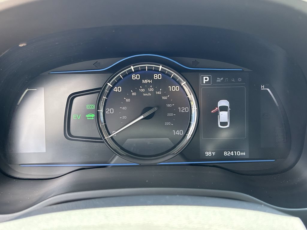 Used 2017 Hyundai Ioniq Blue FWD image 33