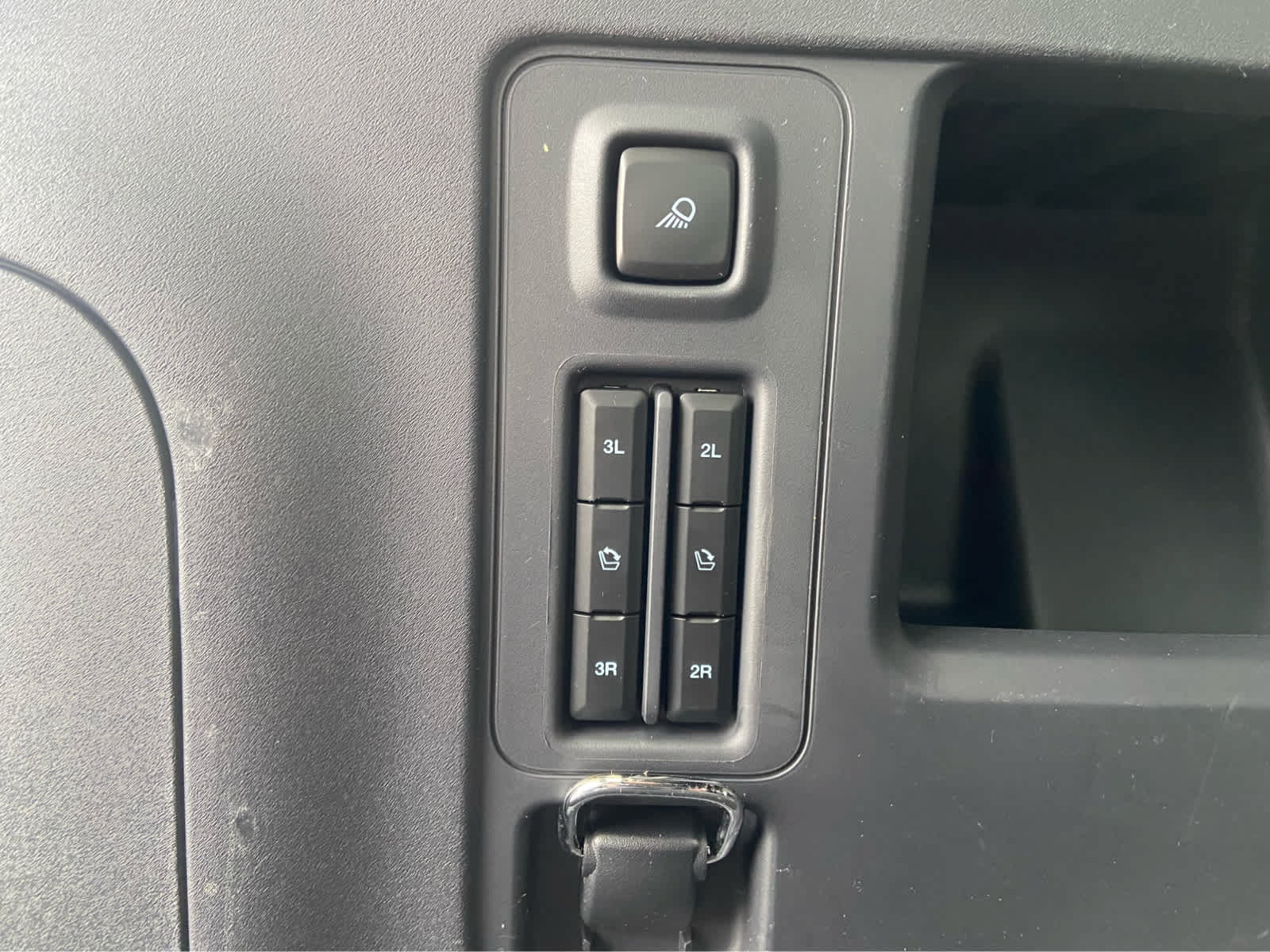 Used 2025 Ford Expedition King Ranch AWD/4WD image 40