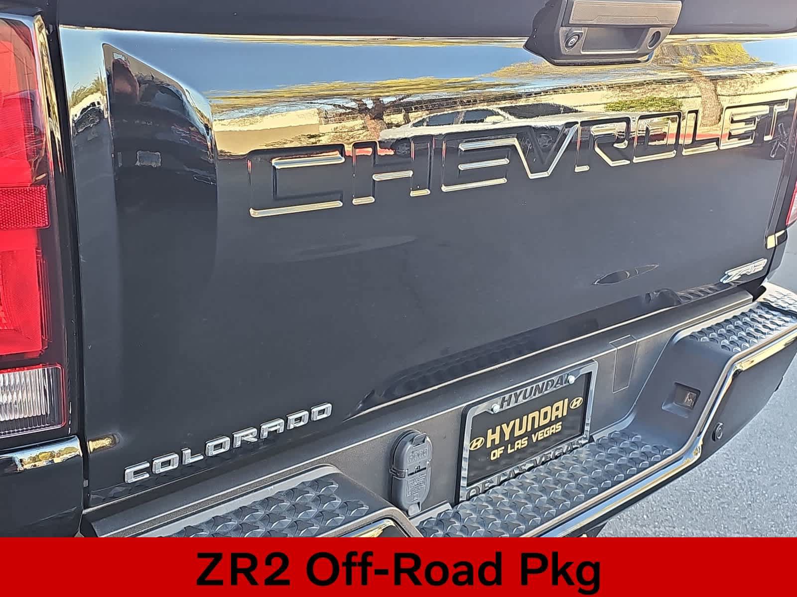 Used 2023 Chevrolet Colorado ZR2 w/ ZR2 Convenience Package III AWD/4WD image 11