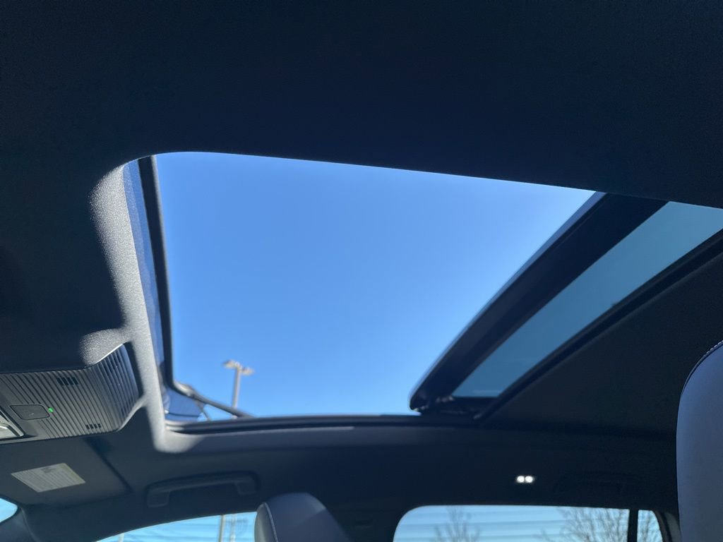 New 2026 Volkswagen Tiguan SEL R-Line image 21