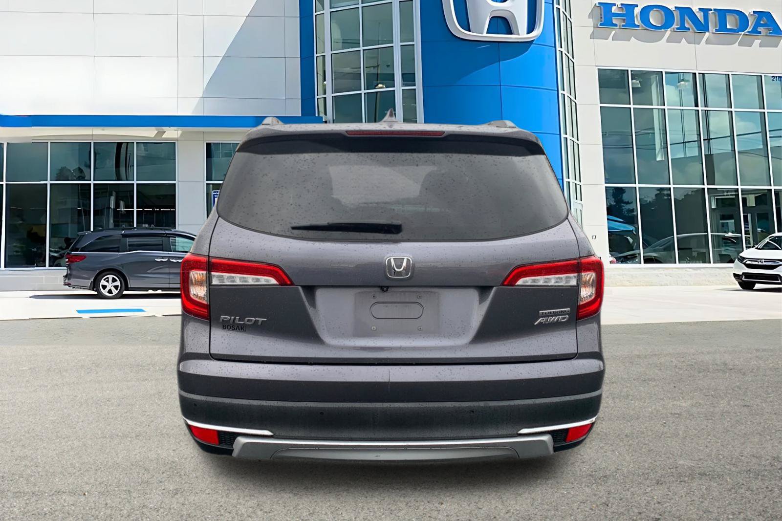 Used 2020 Honda Pilot Touring image 4