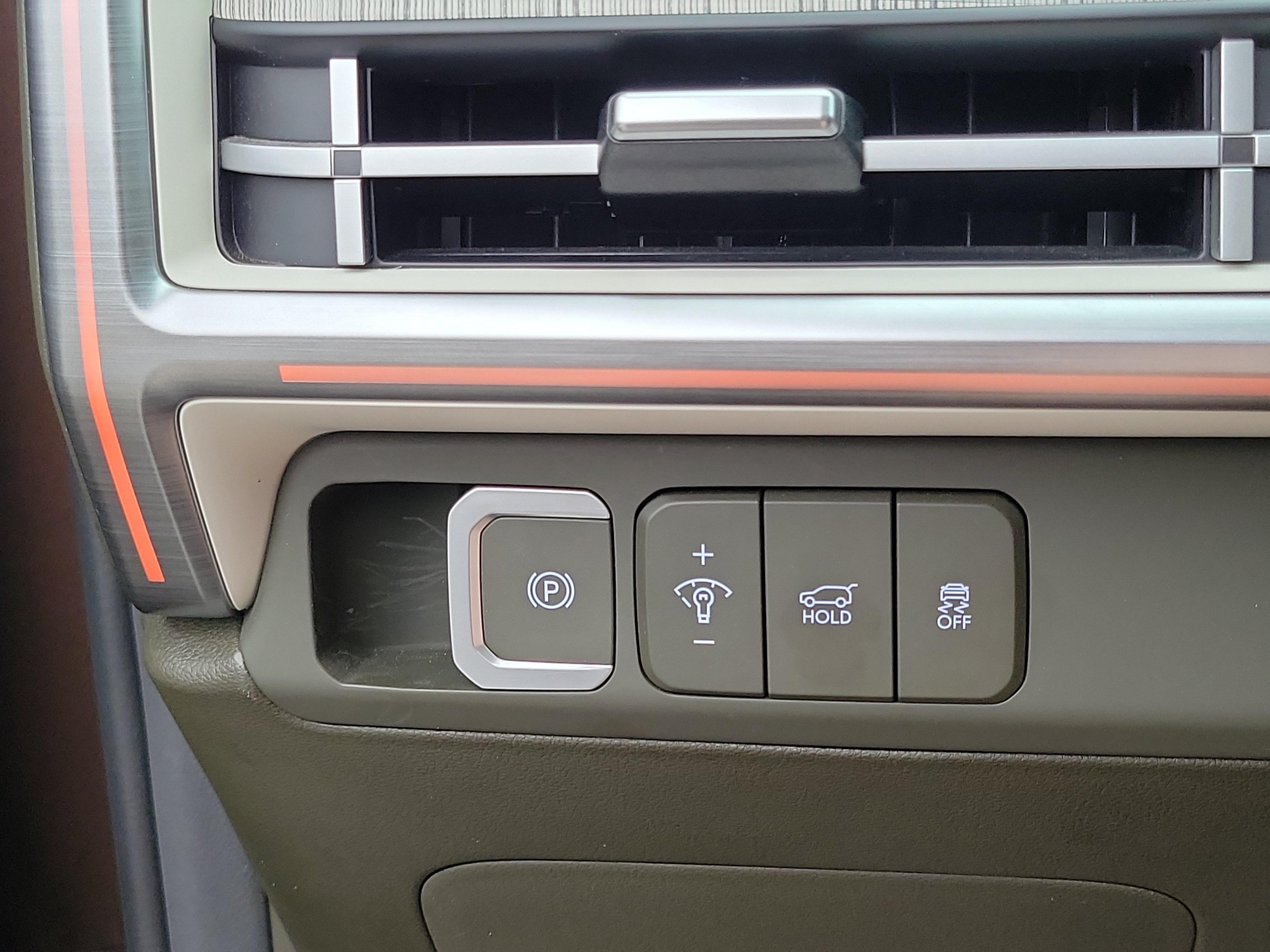 Certified 2025 Hyundai Santa Fe Calligraphy AWD/4WD image 12