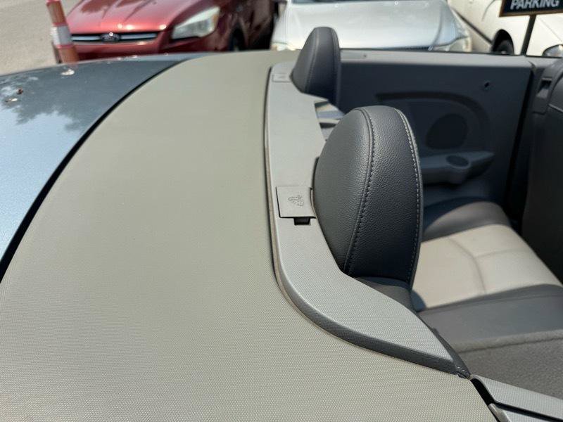 Used 2008 Chrysler Sebring Touring w/ Special Touring Group FWD image 17