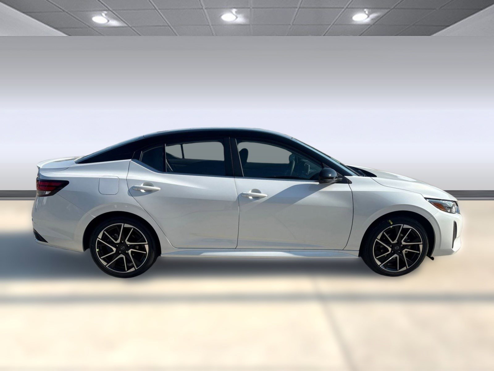 New 2025 Nissan Sentra SR FWD image 8