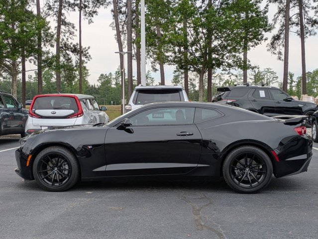 Used 2023 Chevrolet Camaro LT RWD image 9