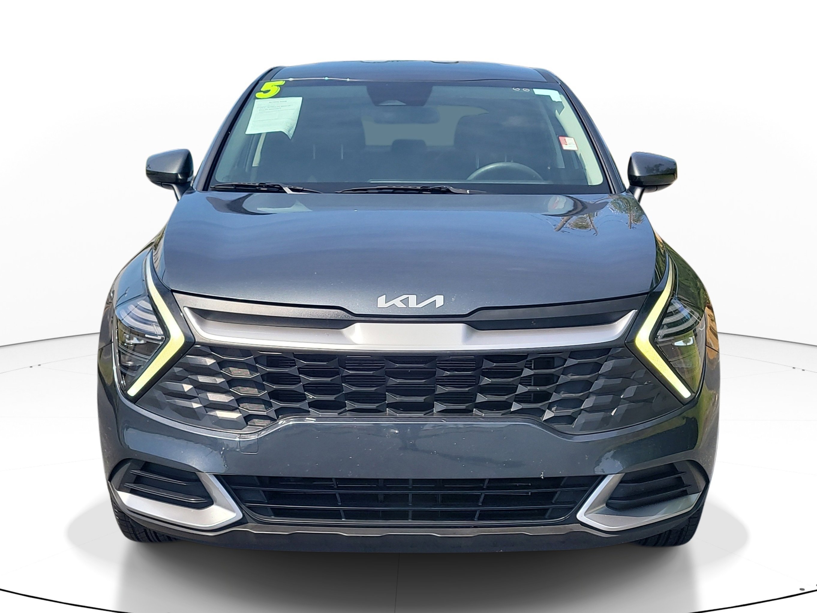 Used 2025 Kia Sportage LX FWD image 2