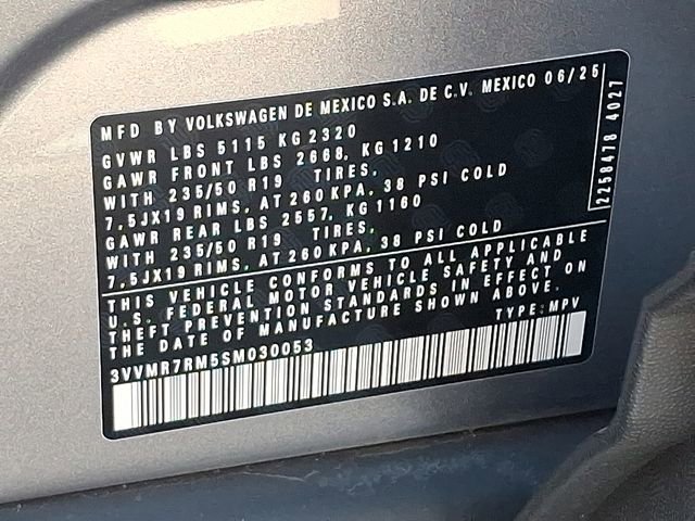 Certified 2025 Volkswagen Tiguan SE w/ Panoramic Sunroof Package AWD/4WD image 27