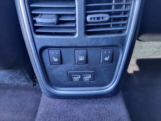 Used 2017 Chrysler 300 C image 15