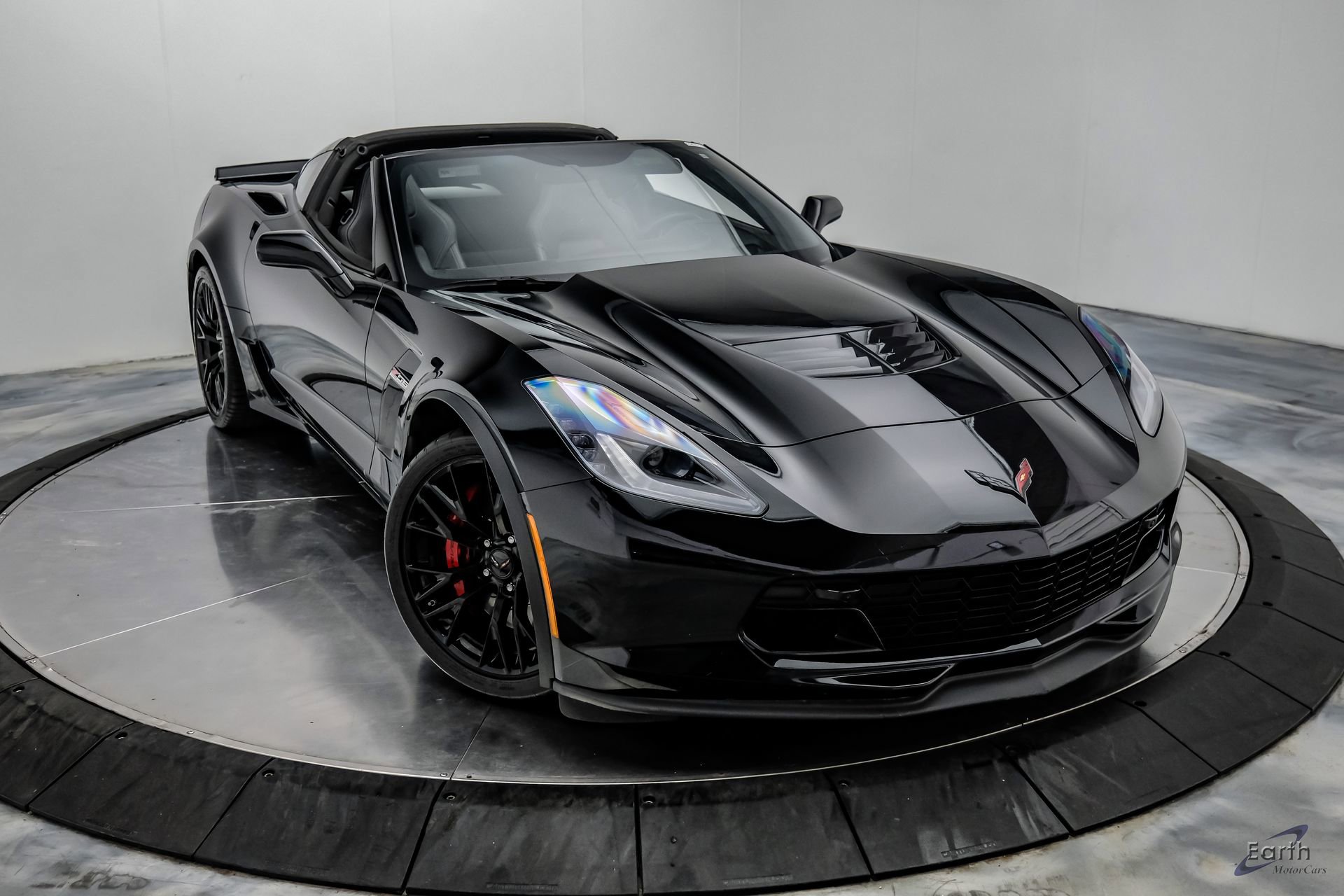 Used 2016 Chevrolet Corvette Z06 w/ 2LZ Preferred Equipment Group RWD image 31