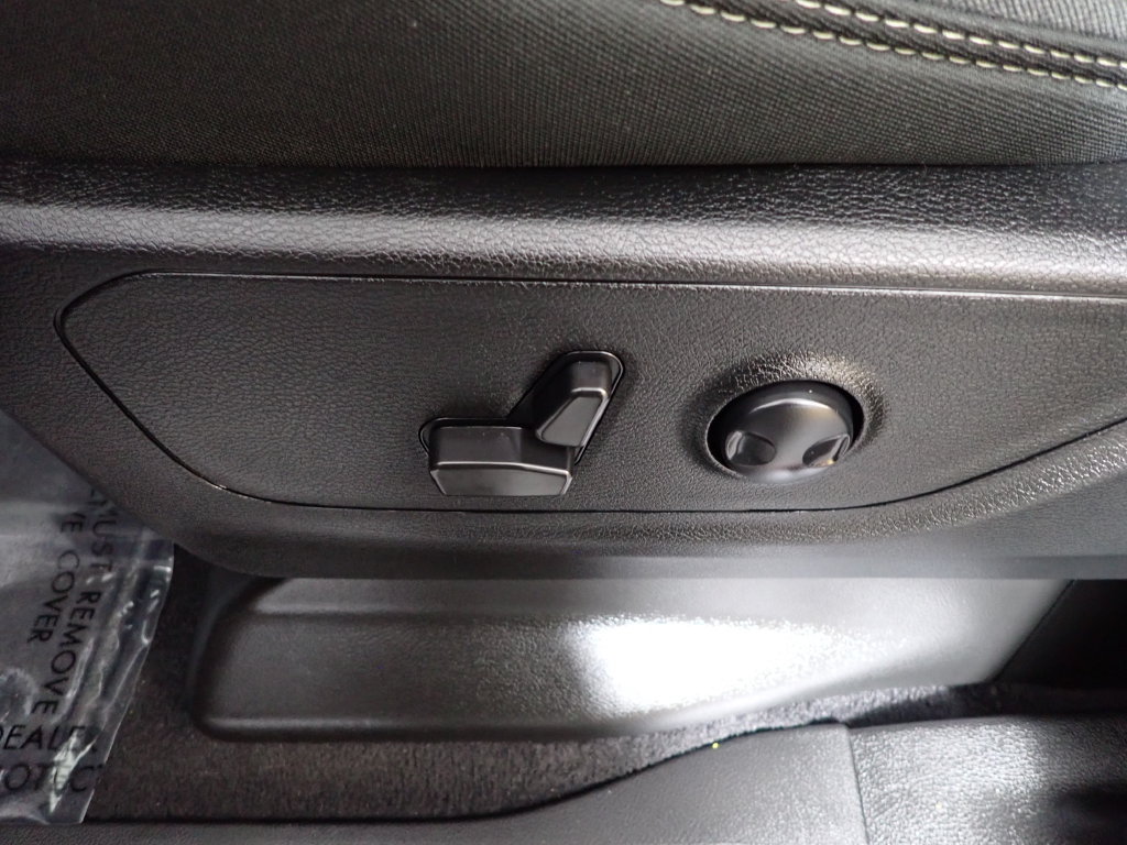 Used 2025 RAM 1500 Big Horn AWD/4WD image 23