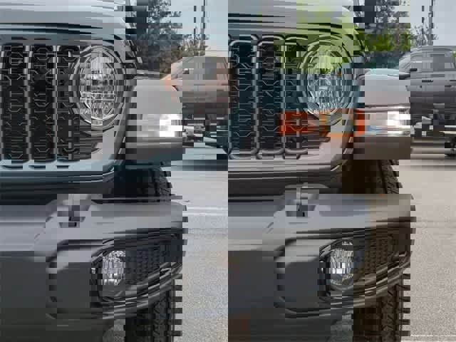 New 2025 Jeep Gladiator Sport image 11