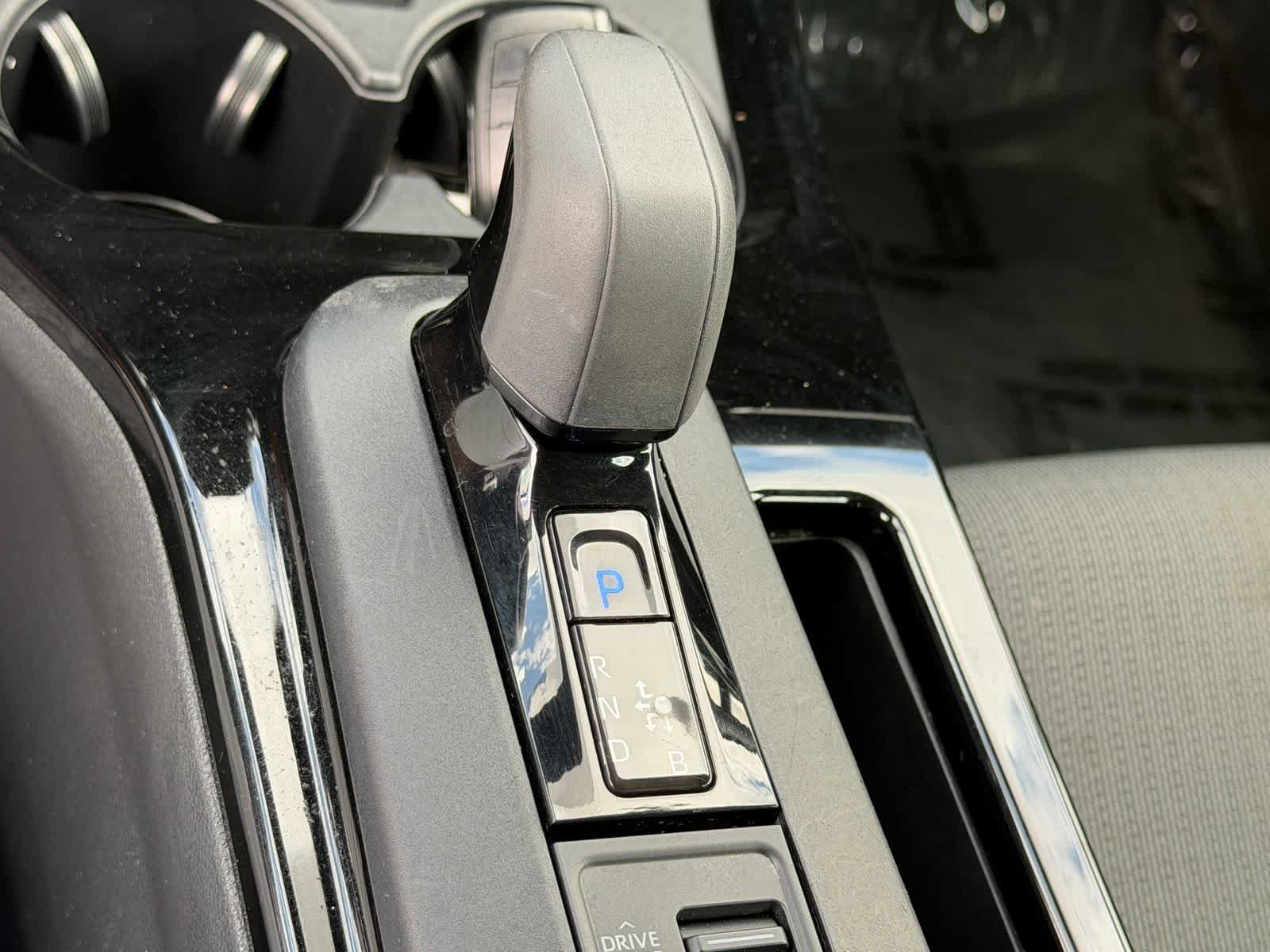Used 2023 Toyota Prius LE FWD image 24