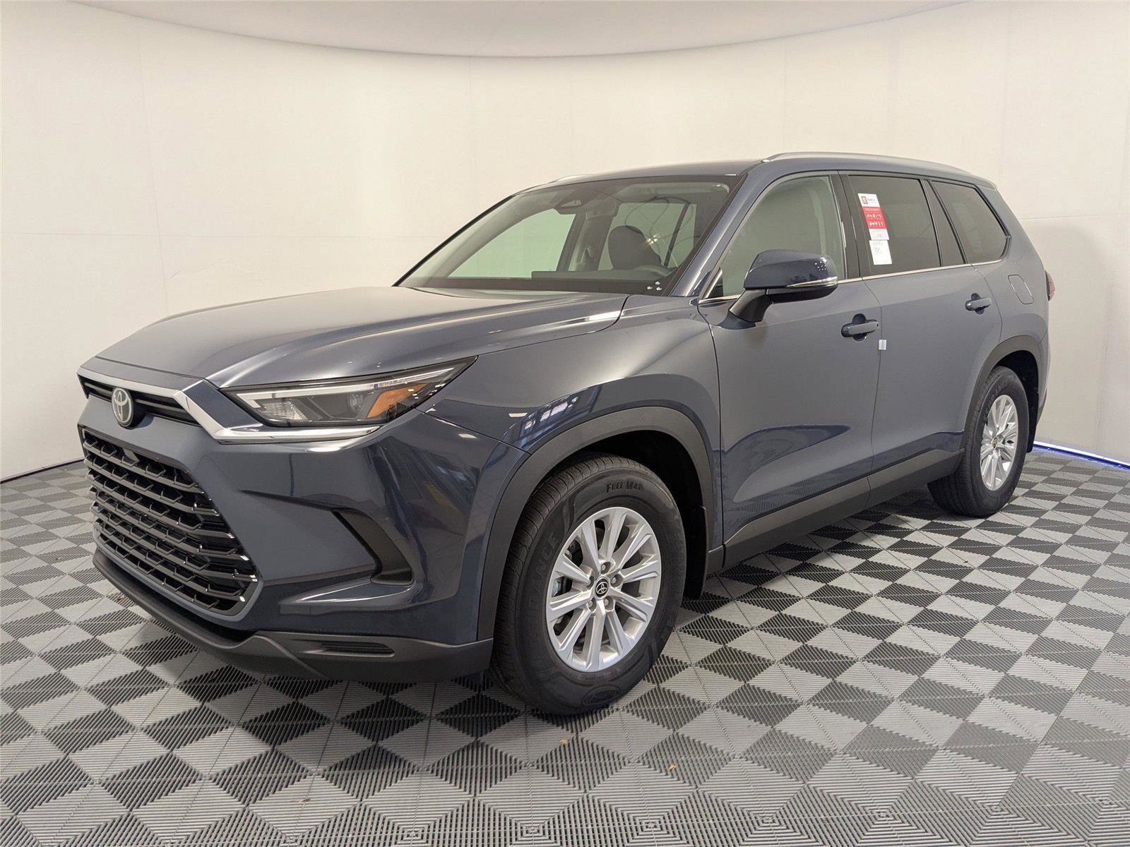 New 2026 Toyota Grand Highlander XLE image 1