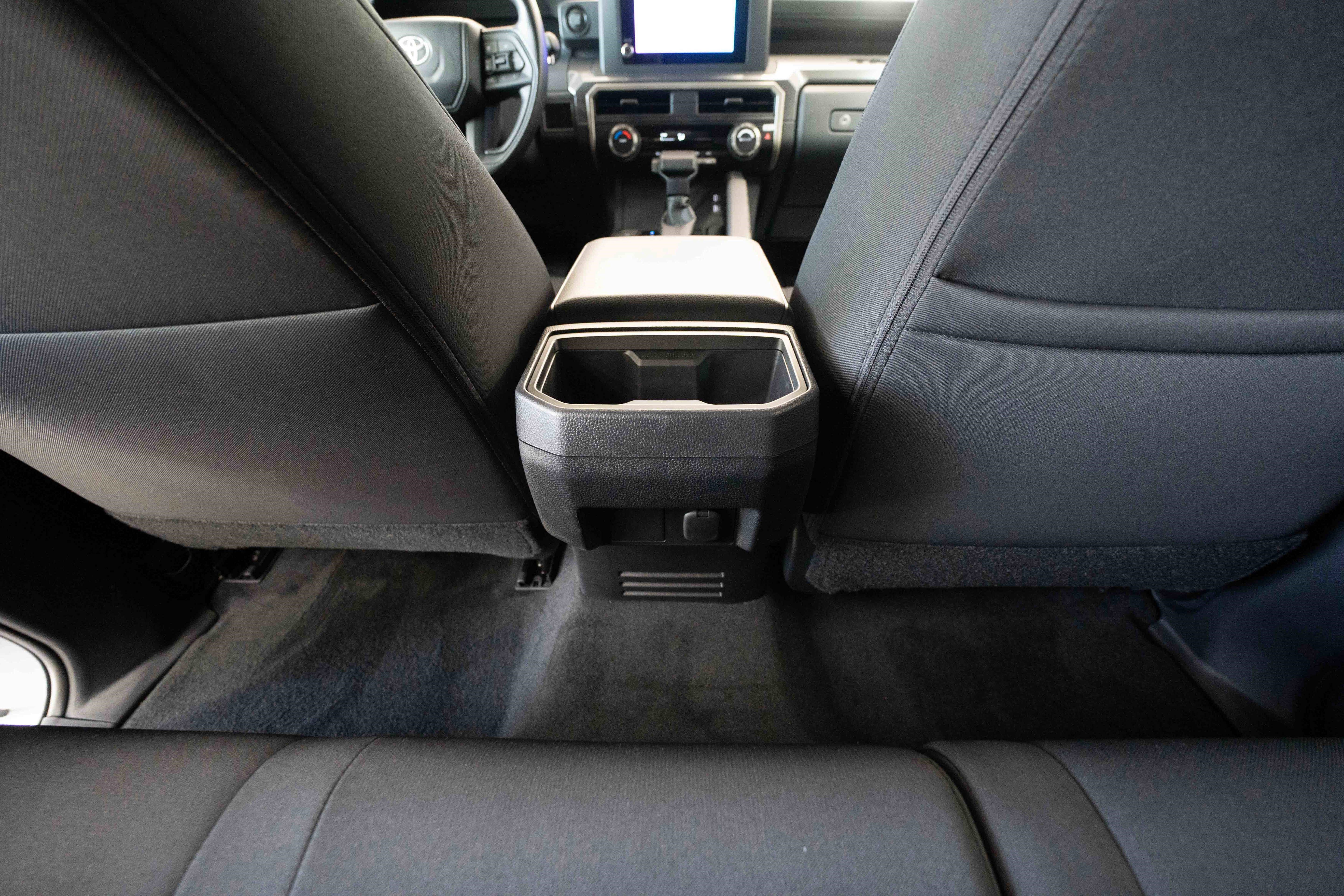 Used 2024 Toyota Tacoma SR5 AWD/4WD image 22