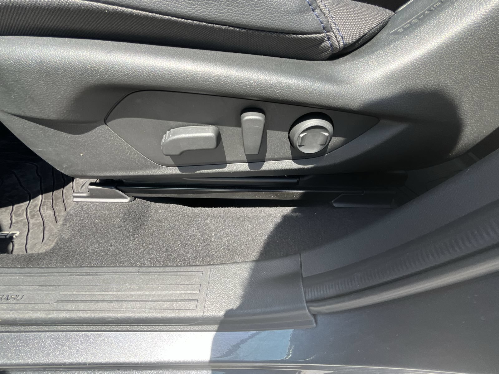 Certified 2025 Subaru Forester Premium AWD/4WD image 16