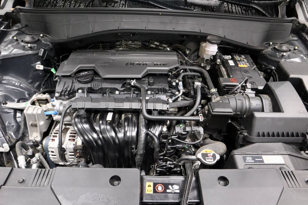 Certified 2025 Hyundai Kona SEL FWD image 17
