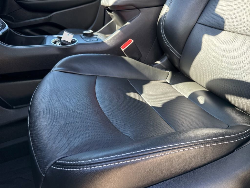 Certified 2024 GMC Terrain SLT w/ Infotainment Package II image 14