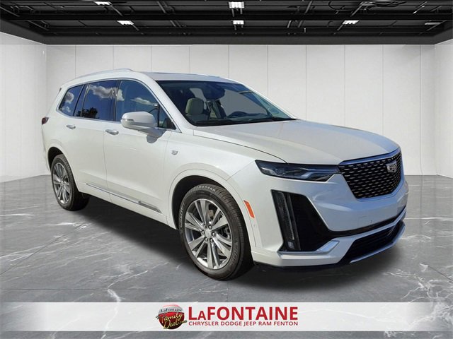 Used 2024 Cadillac XT6 Premium Luxury w/ Technology Package image 7