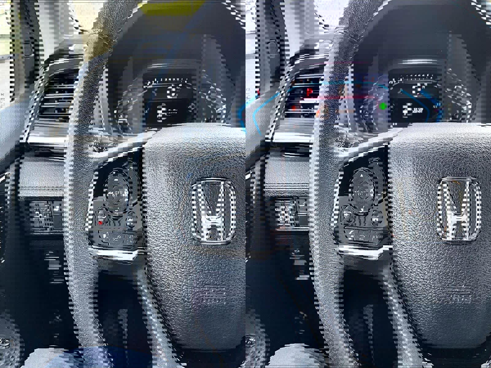 Used 2023 Honda Odyssey Elite image 20