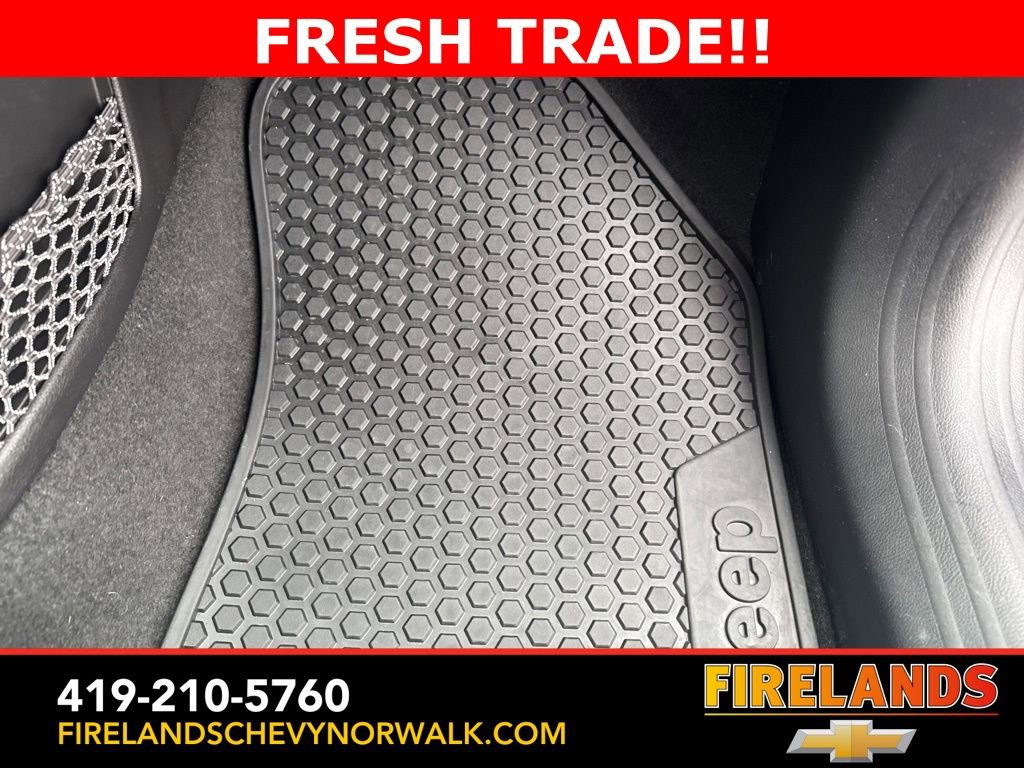 Used 2020 Jeep Compass Latitude w/ Cold Weather Group image 37