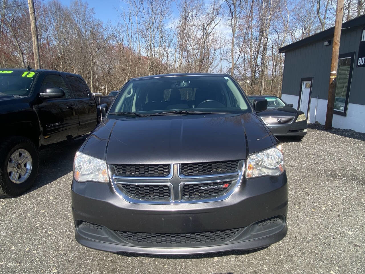 Used 2018 Dodge Grand Caravan SE w/ UConnect Hands-Free Group image 14