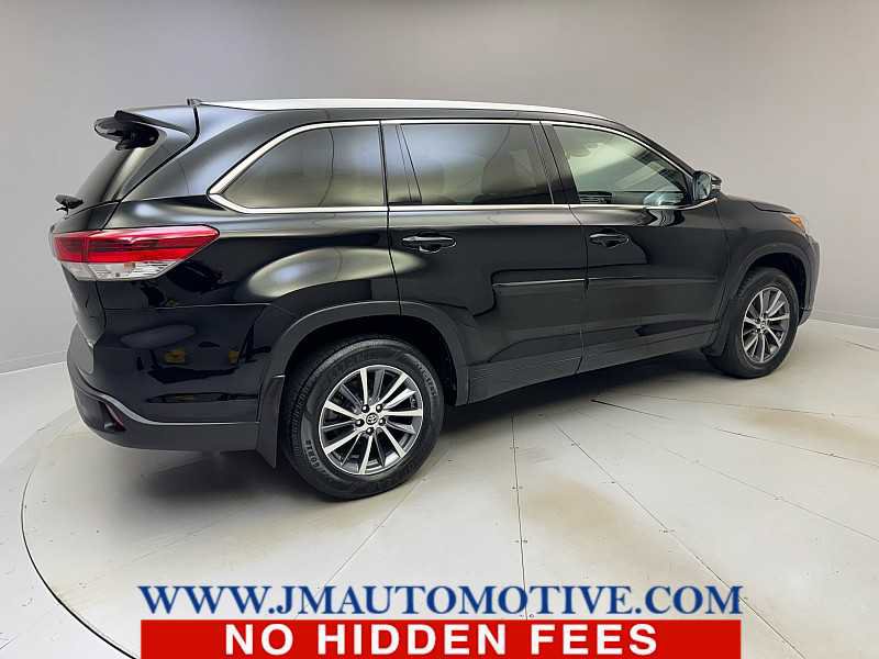 Used 2018 Toyota Highlander XLE image 5