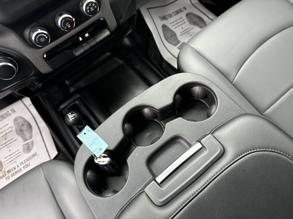 Used 2024 RAM 2500 Tradesman w/ Chrome Appearance Group image 30