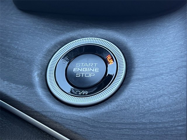 New 2025 Jeep Grand Cherokee Limited w/ Black Appearance Package image 33