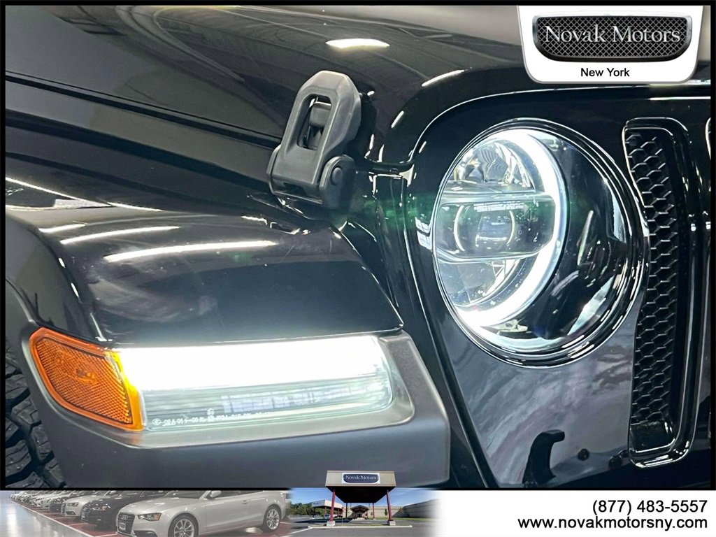 Used 2023 Jeep Wrangler Sport S image 10