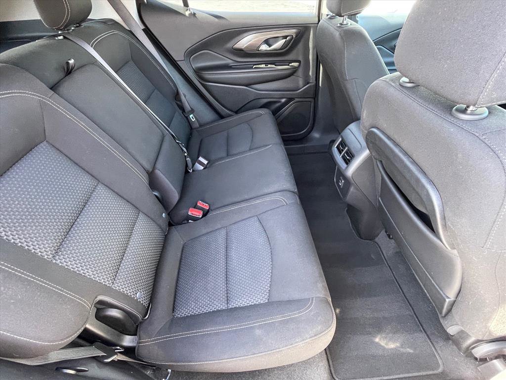 Used 2023 GMC Terrain SLE w/ Elevation Edition FWD image 24
