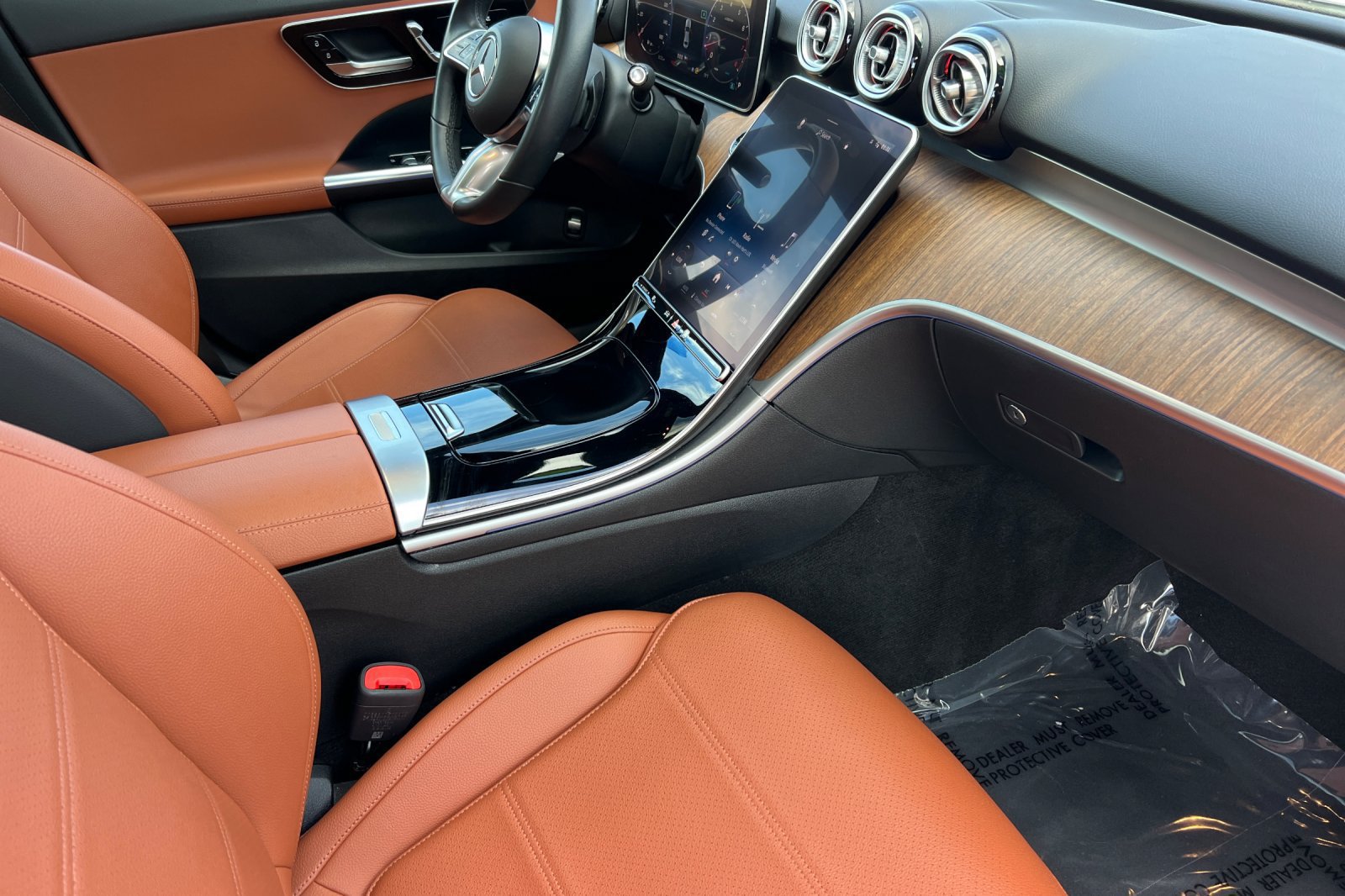 Certified 2023 Mercedes-Benz C 300 4MATIC Sedan image 17