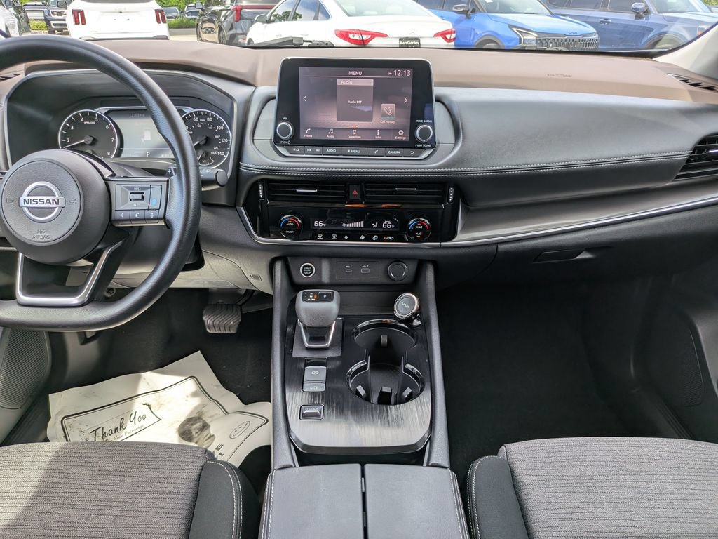 Used 2021 Nissan Rogue SV FWD image 17