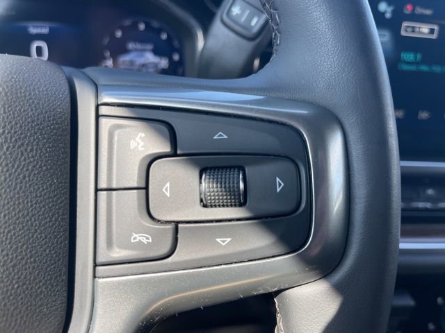 Used 2023 Chevrolet Silverado 1500 RST AWD/4WD image 18