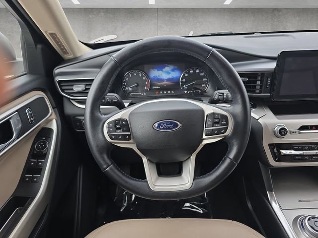 Certified 2021 Ford Explorer XLT w/ Equipment Group 202A image 21