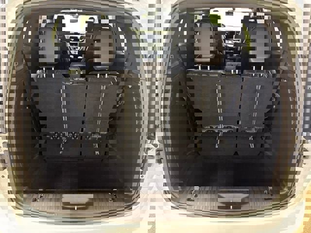 New 2026 Chrysler Pacifica Select FWD image 17