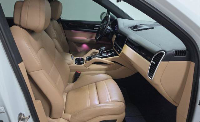Used 2019 Porsche Cayenne AWD/4WD image 13