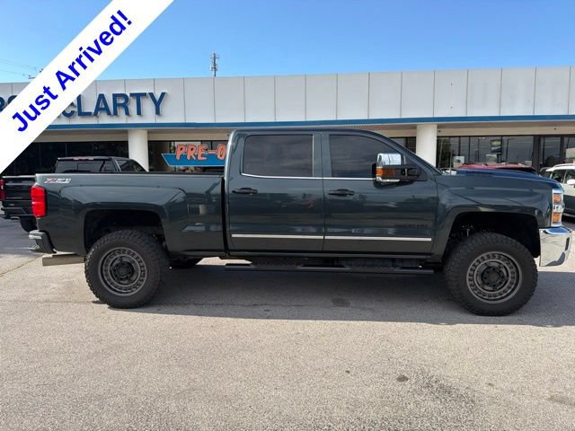 Used 2017 Chevrolet Silverado 2500 LTZ w/ Duramax Plus Package AWD/4WD image 2